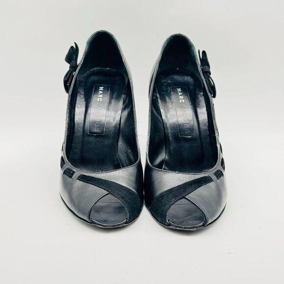 Marc Jacobs Shoes Womens 7.5 Black Velvet Patent Leather Heels Bow Peep Toe Pump - Picture 3 of 13